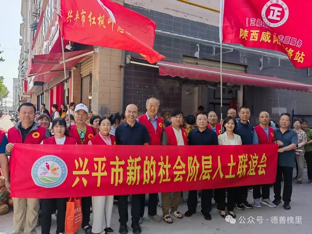 公益助农暖人心 万斤甘蓝惠市民