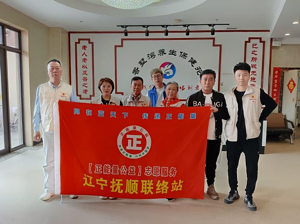 温情义剪暖银龄  端午关怀沁人心